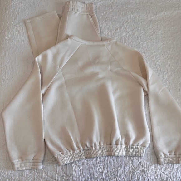 Lezé the Label Matching Set, Medium Bone - Picture 5 of 12